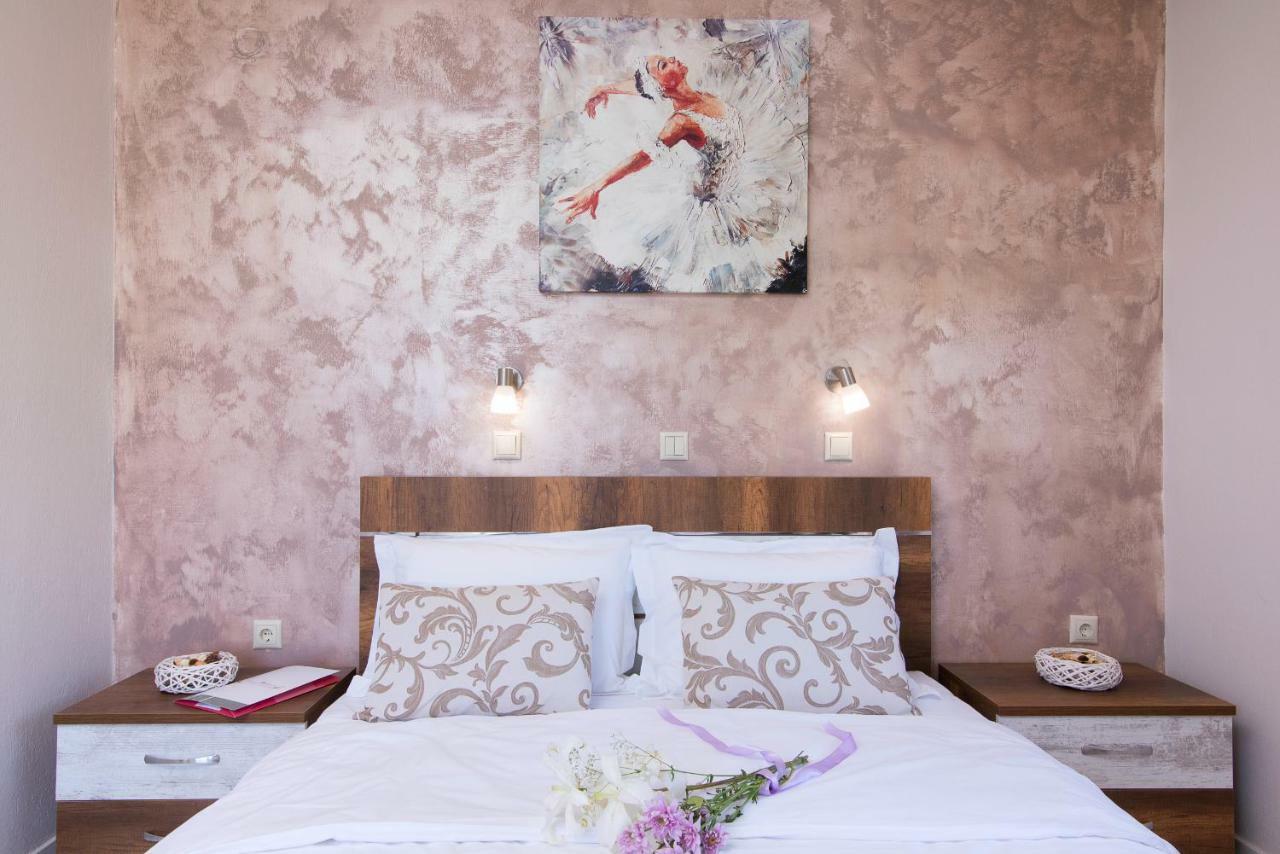 Pension Maria * Astris